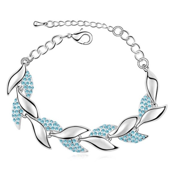 Simple Feather Boutique Jewelry - Swarovski Elements Crystal Leaf Vine Bracelet